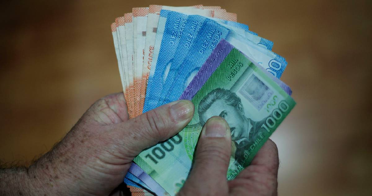 Gobierno y CUT logran acuerdo por sueldo mínimo de 500 mil