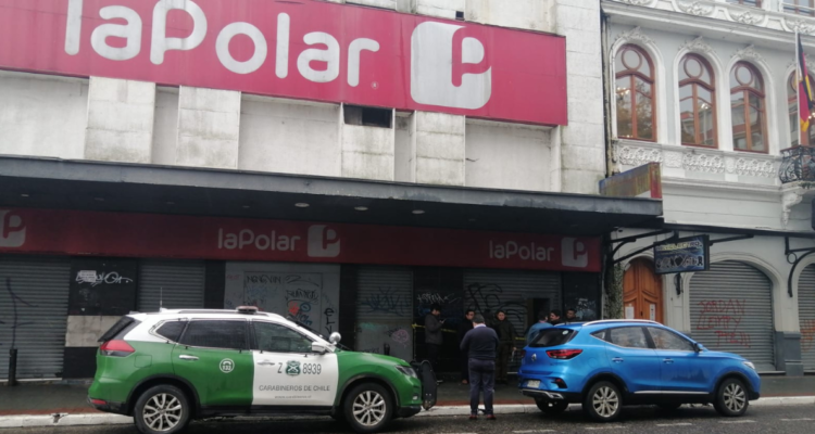 Delincuentes roban más de $30 millones en artículos electrónicos desde tienda La Polar en Valdivia