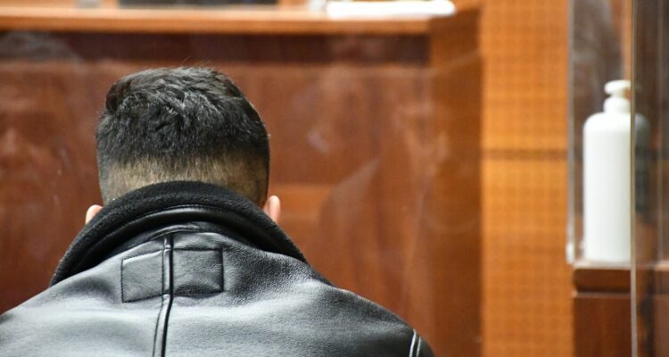 Arresto domiciliario total para víctima de portonazo donde murieron dos asaltantes