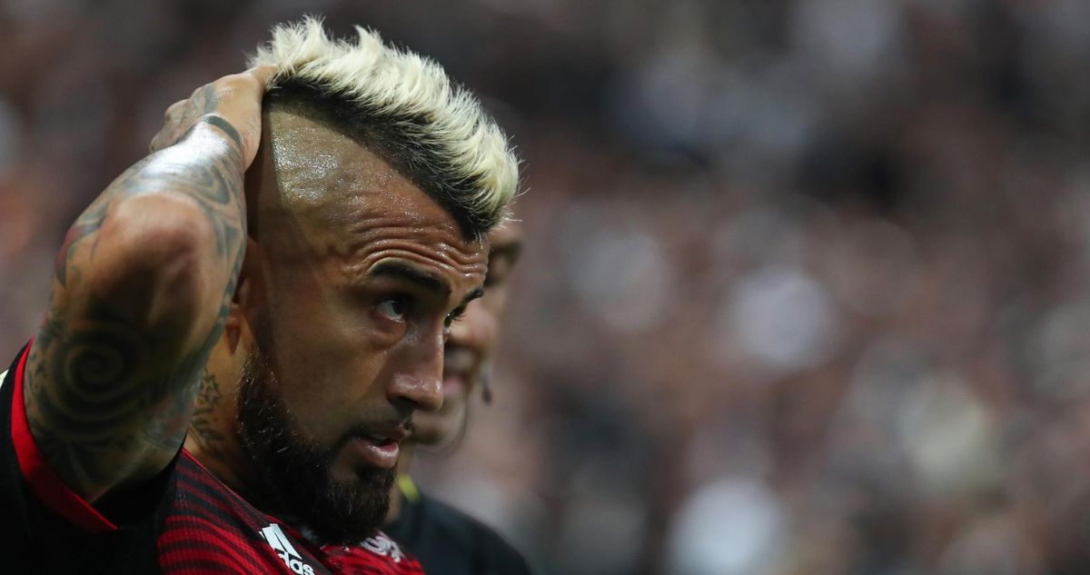 Arturo Vidal y su complicado momento en Brasil: abucheado y pifiado por hinchas de Flamengo
