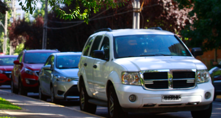 SII revela cómo los delincuentes están “blanqueando” los vehículos robados en Chile