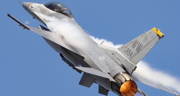 Imagen de archivo de un F-16