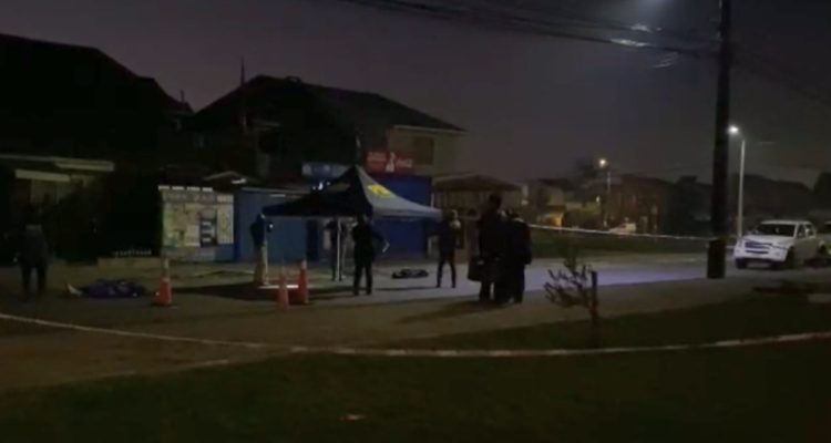 Encuentran cuerpo de un hombre baleado en vía pública y una mujer herida en San Pedro de la Paz