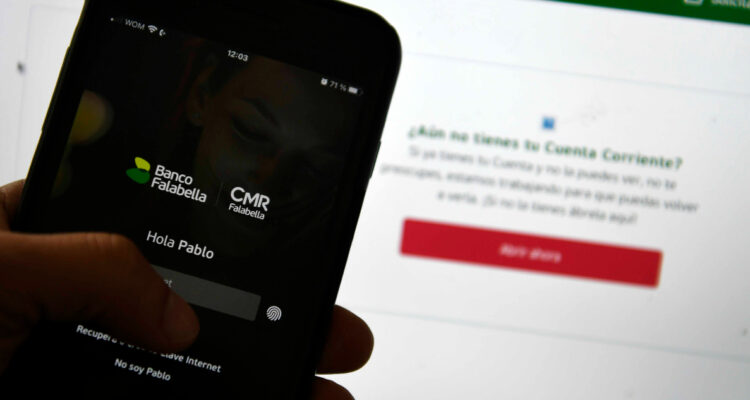 La segunda en menos de 1 mes: Banco Falabella reporta nueva caída de su app y web