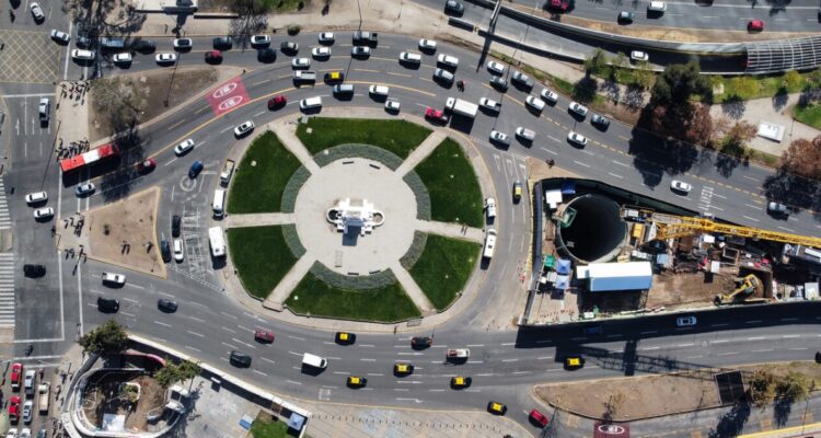 Matthei dispara contra Orrego por transformación de Plaza Baquedano: “No es una decisión que tome él”