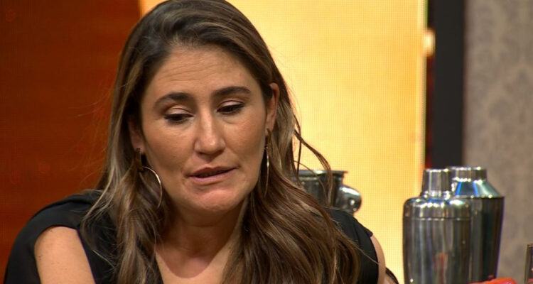 La humorista Belén Mora hablando en el programa Podemos Hablar sobre la violencia obstétrica que sufrió.