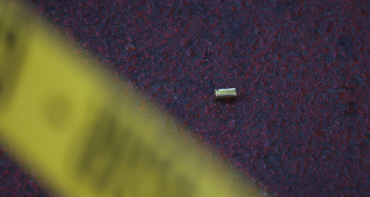 Hombre muere tras recibir disparo en la cabeza en Pudahuel tras discusión en multicancha