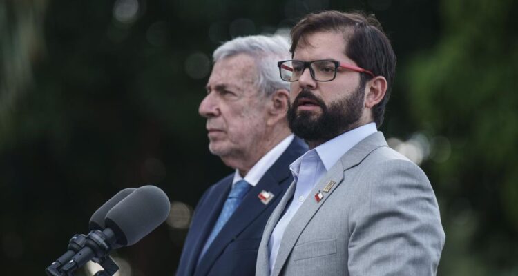 Lo que dejó el primer intercambio entre Boric y Maduro en una cumbre: “Fue un diálogo constructivo”