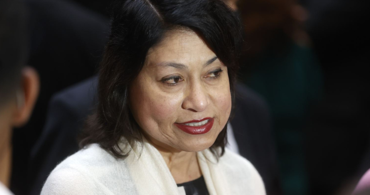 Canciller peruana anuncia coordinación con Venezuela para repatriar a migrantes varados en la frontera.