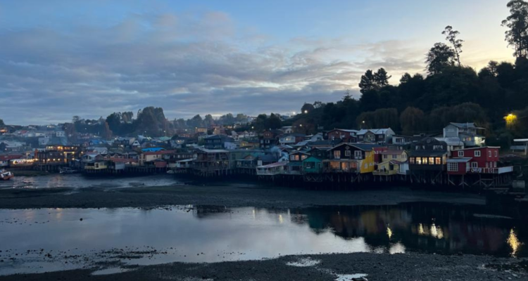Miradas opuestas genera Chiloé Región