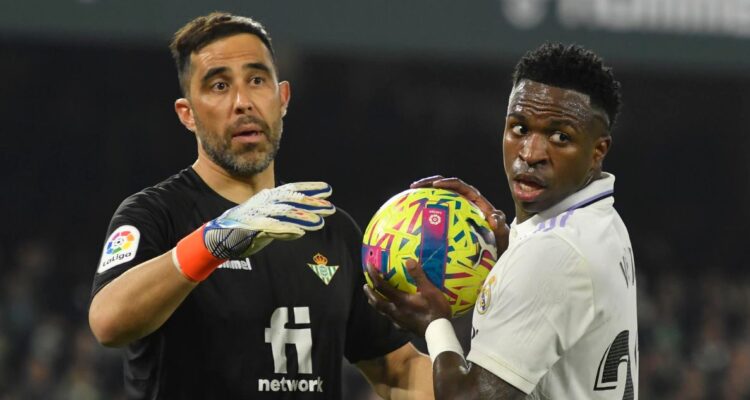 Claudio Bravo zanjó su futuro y habló del declive de La Roja.