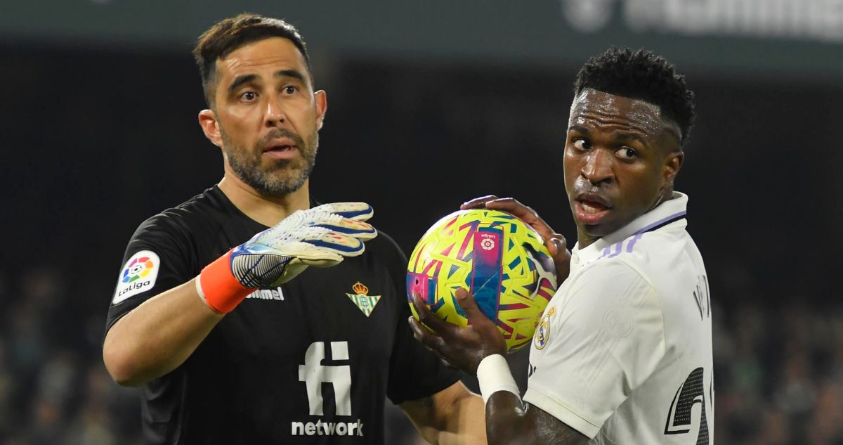 Claudio Bravo zanjó su futuro y habló del declive de La Roja.