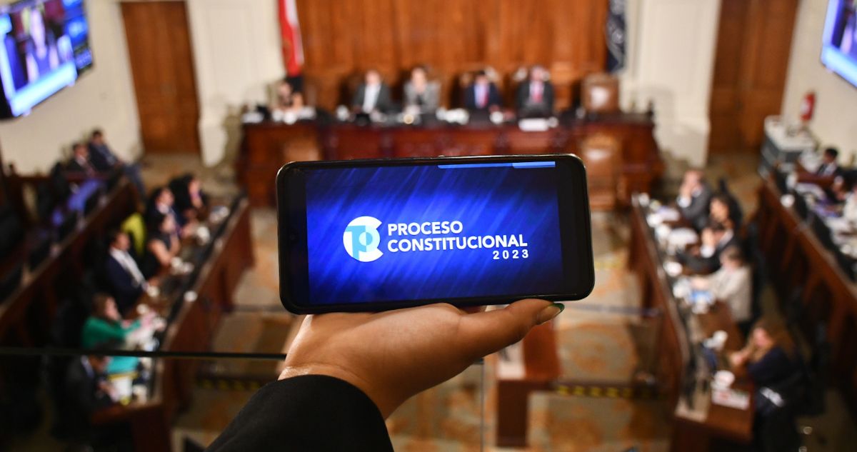 Anteproyecto constitucional: expertos aprueban que Chile es un Estado social y democrático de derecho