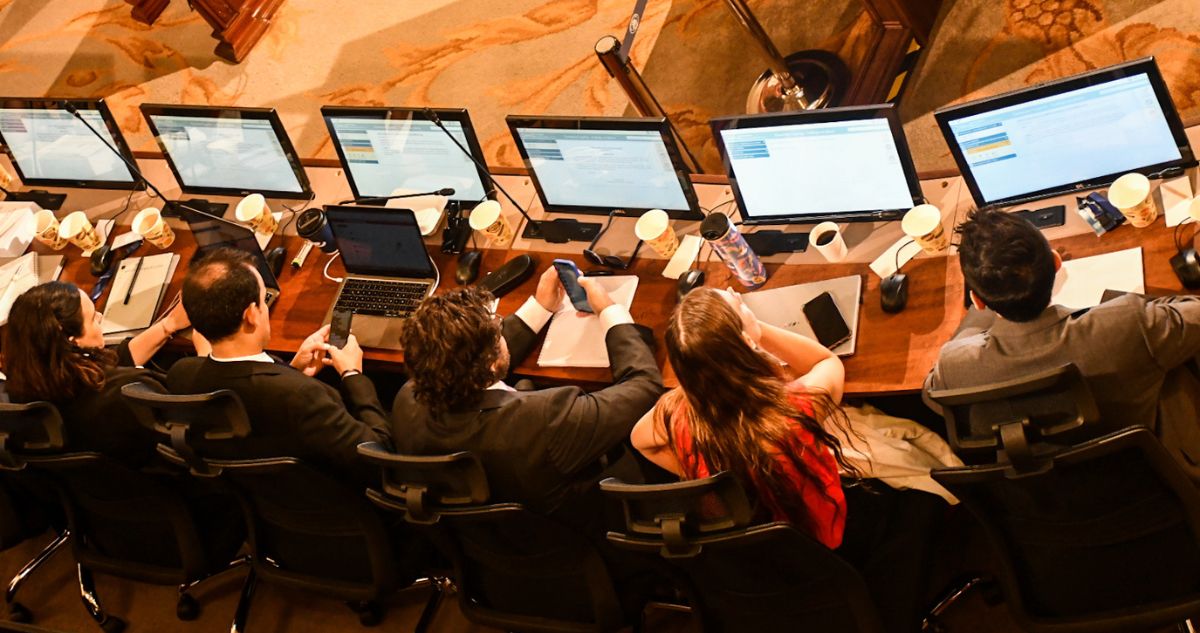 Ya hay anteproyecto: Comisión Experta despacha los 14 capítulos y proceso entra en su segundo tiempo