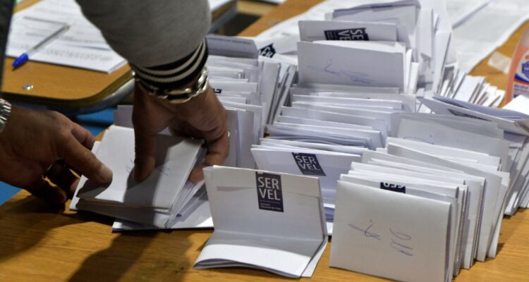 Comunes no acepta la derrota y dice que pedirá rectificar votación en Tarapacá tras pérdida de escaño