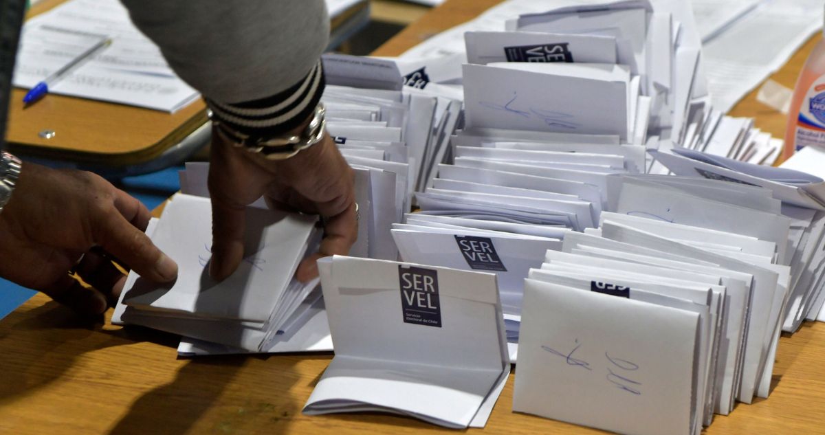 Comunes no acepta la derrota y dice que pedirá rectificar votación en Tarapacá tras pérdida de escaño
