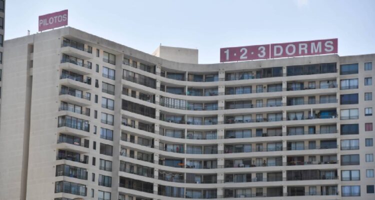 Créditos hipotecarios otorgan un pequeño respiro gracias a una leve baja mientras los créditos de consumo y comercio van al alza