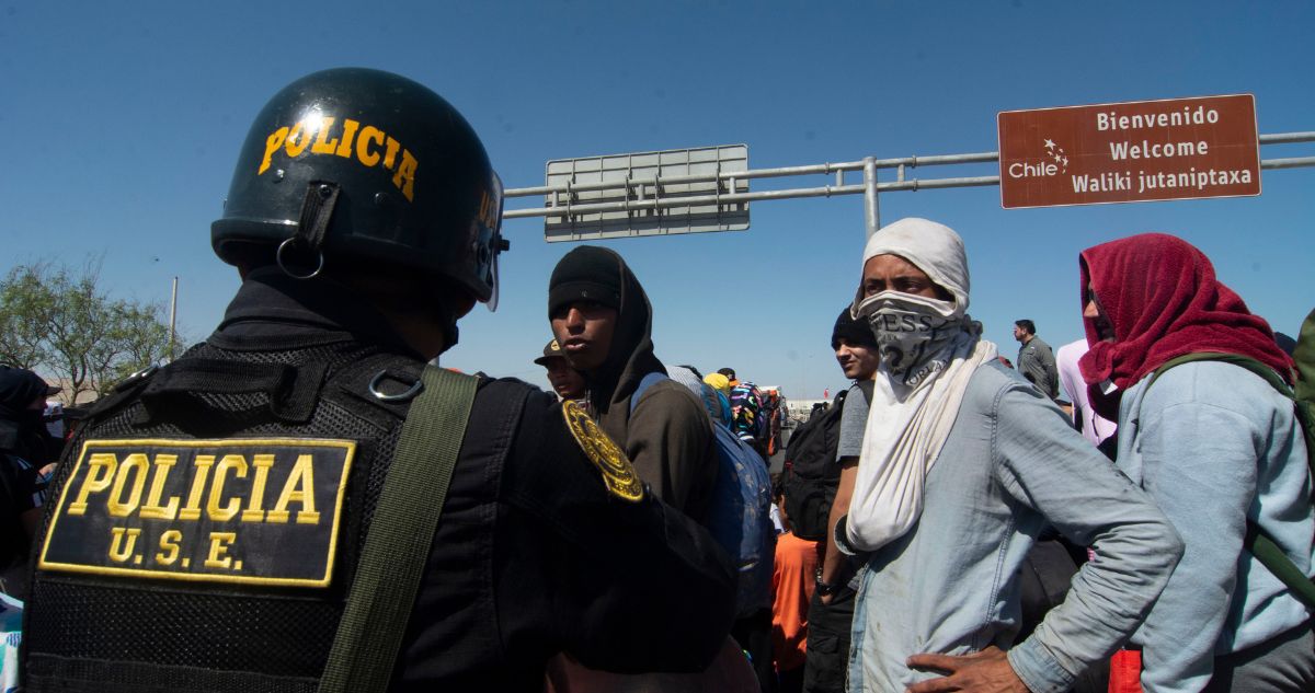Críticas cruzadas y la intervención de Venezuela: en qué está la crisis migratoria entre Chile y Perú
