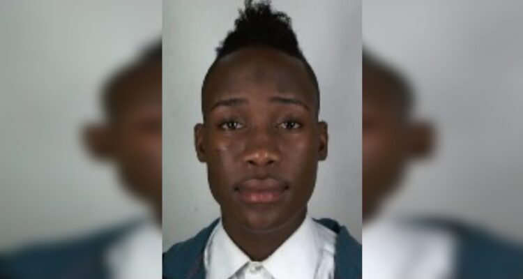 Jhon Sebastián Grueso Vásquez es el nombre del colombiano que encontado descuartizado en Santiago Centro: Descuartizamiento.