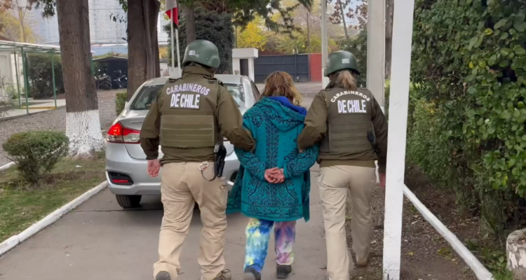 Tras un año prófuga: capturan a mujer acusada de asesinar a su pareja en la capital