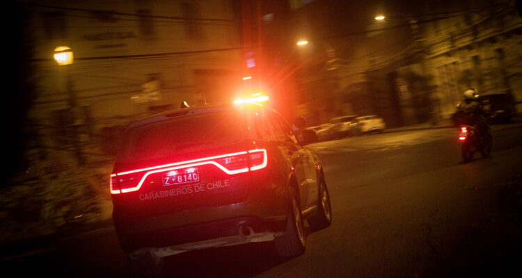 20 delincuentes intentan robar un frigorífico en Quilicura: sólo 2 fueron detenidos