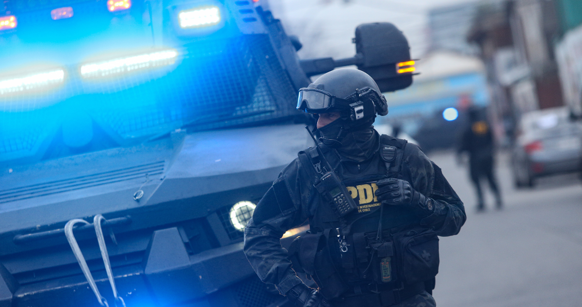 Detienen a 11 miembros del Tren de Aragua con 170 kilos de droga y buses para trasladar migrantes.
