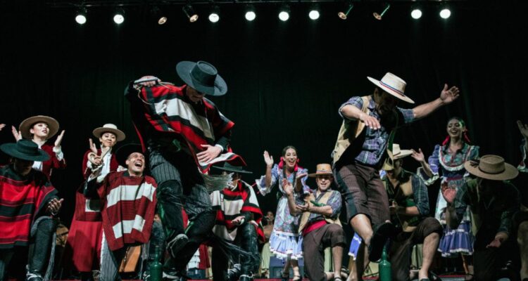 Ballet Folklórico Antumapu