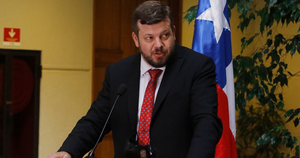 Diputado Johannes Kaiser se refirió al proyecto de nueva Constitución