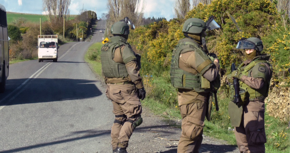 Encapuchados armados atacaron a un grupo de Carabineros en fundo de Panguipulli.