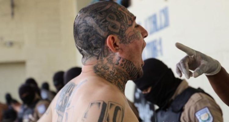 Pandillero salvadoreño