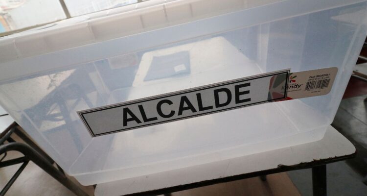 Buscan segunda vuelta para elección de alcaldes si un candidato no logra más de la mitad de los votos