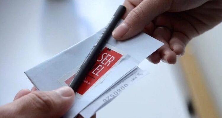 Cómo excusarse en Comisaría Virtual de Carabineros para no votar en las elecciones de Consejo Constitucional