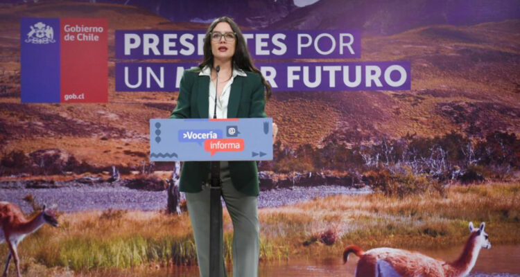 Gobierno insiste en defensa a proyecto de gas de Enap y acusa “sobreideologización brutal” del debate