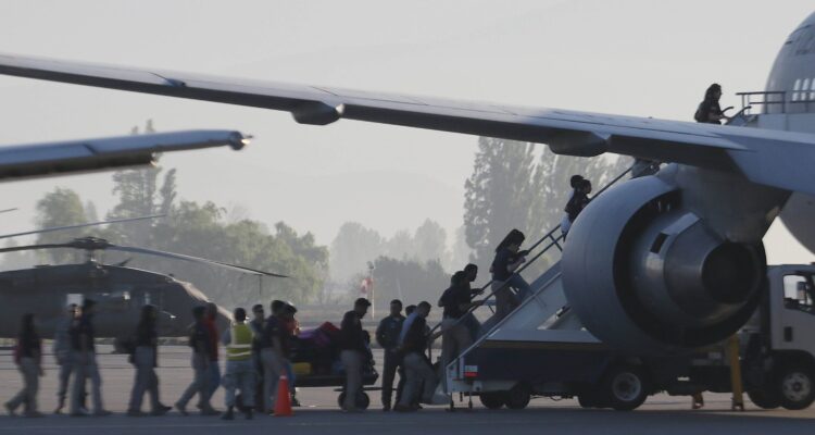 migrantes siendo expulsados