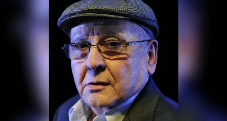Muere director de teatro Fernando González