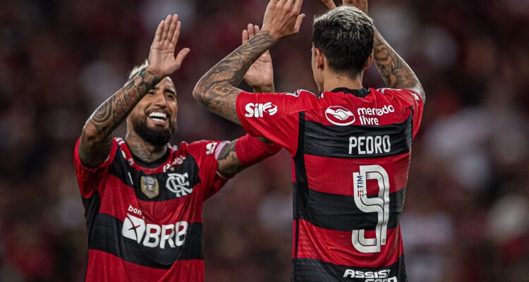 Arturo Vidal tendría su suerte decidida en el Flamengo.
