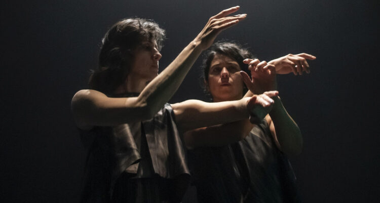 actrices formas monstruosas