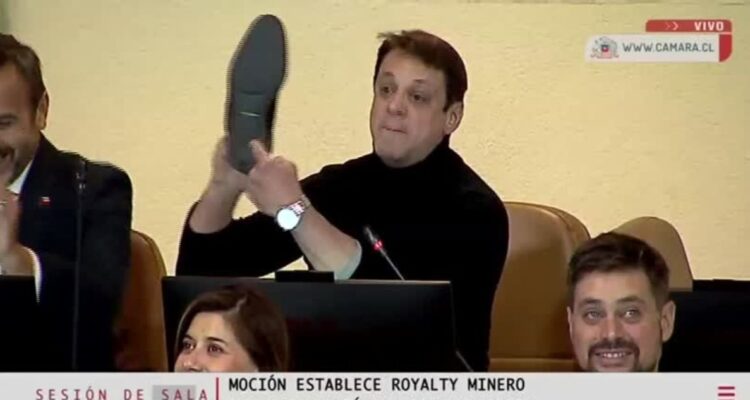 “Se llevarían la suela de mi zapato en el culo”: la advertencia de Gaspar Rivas a empresas mineras