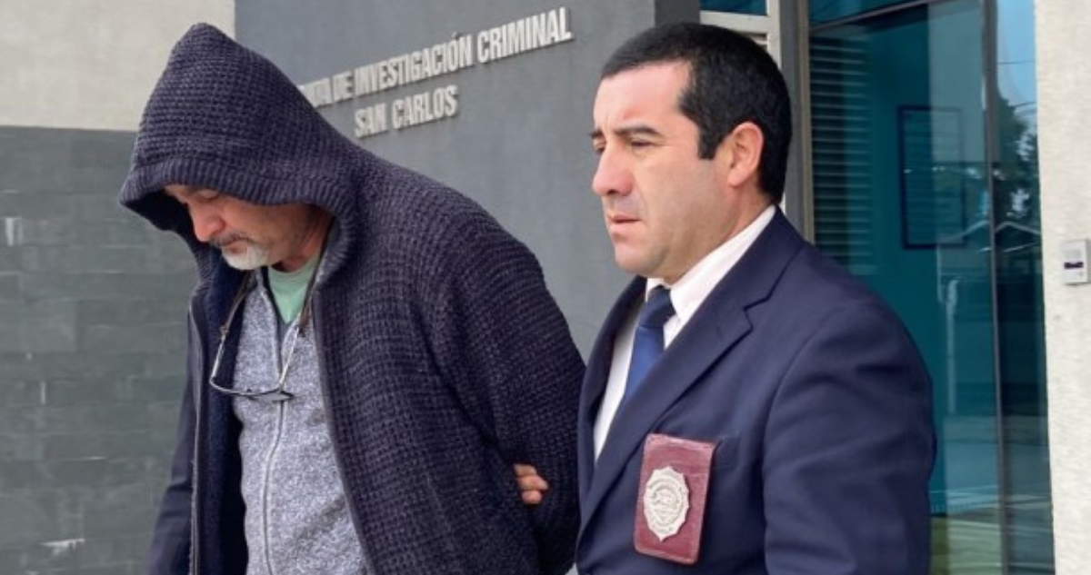 hombre prófugo por abuso sexual