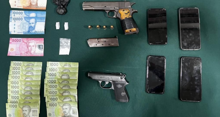 Dos menores y un adulto detenidos tras persecución en Concón: se incautaron armas, municiones y drogas