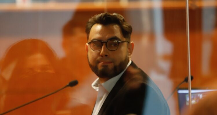 Comienza juicio oral contra “el profesor del torniquete” por daños en la previa del 18-O