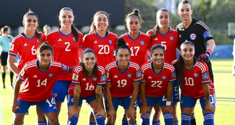 La Roja femenina anunció partido amistoso con Brasil.