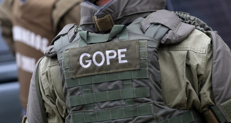 Aplican Ley Naín-Retamal: absuelven a 5 carabineros por hechos ocurridos en Padre Hurtado durante 18-O