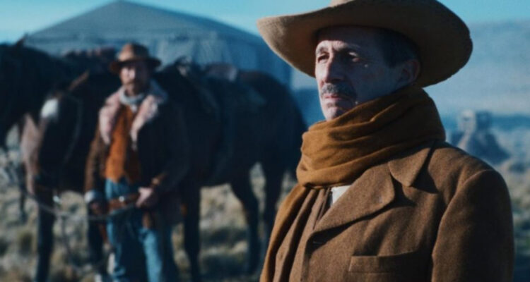 Alfredo Castro en la película Los Colonos, que acaba de ganar un premio en el Festival de Cannes.