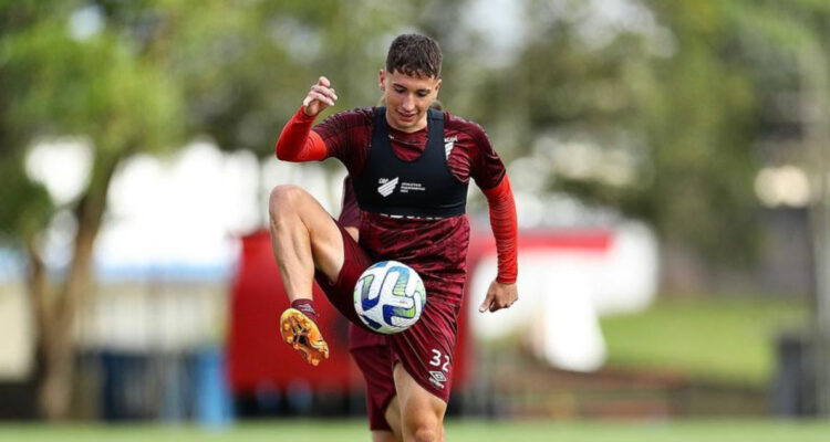 Luciano Arriagada Paranaense