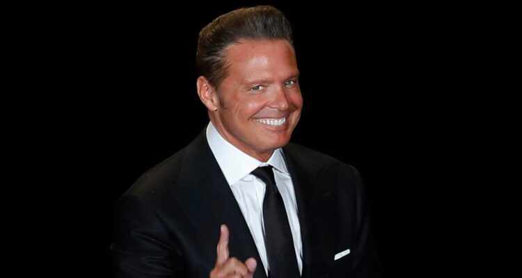 Luis Miguel agota todas las entradas de su séptimo y octavo show en Chile