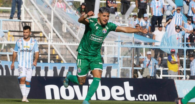 Audax hundió a Magallanes en Campeonato Nacional