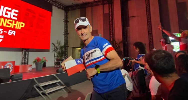 “Era el pájaro nuevo”: chileno sorprende a cracks europeos y gana el Mundial de triatlón en Eslovaquia