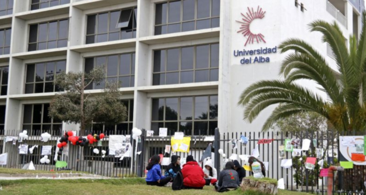 matanza de perros Universidad del Alba