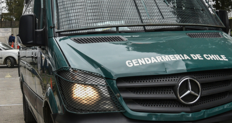 Internación provisoria para menor que mató a vecino venezolano que discutía con pareja en Puente Alto